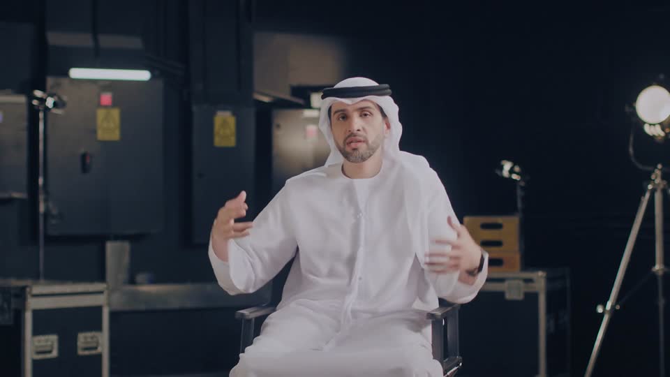 نجيب محفوظ - مرآة المجتمع والحياة