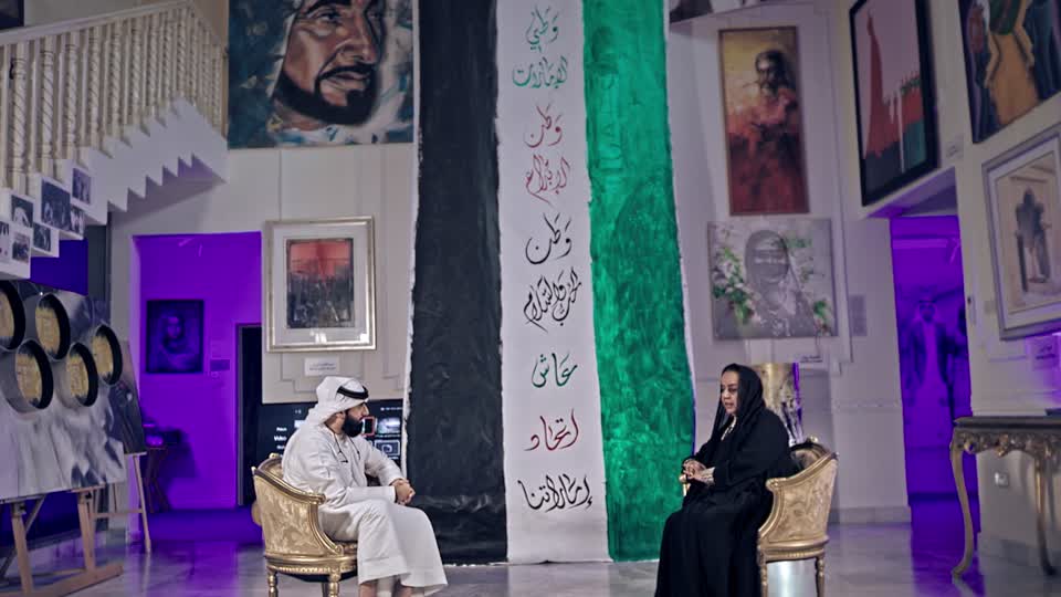 غرق في بحر اللذات