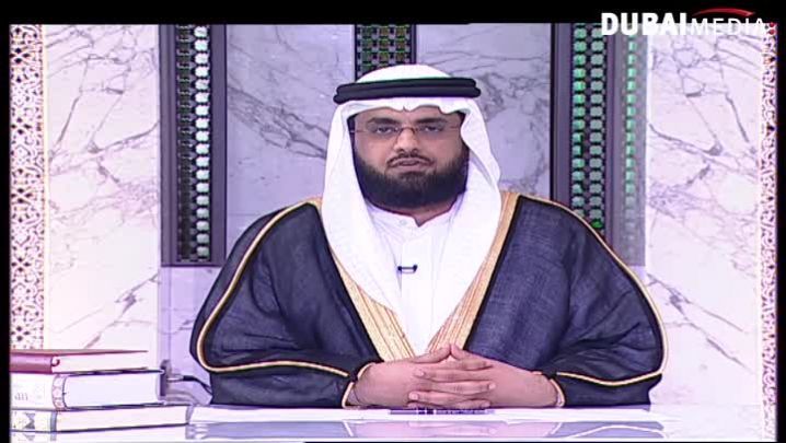 وصاحبهما: المصاحبة بطاعتهما