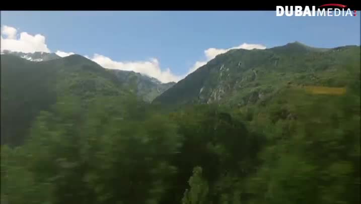 Fashion diaries : عالم ماركة Armani الفاخرة للأزياء