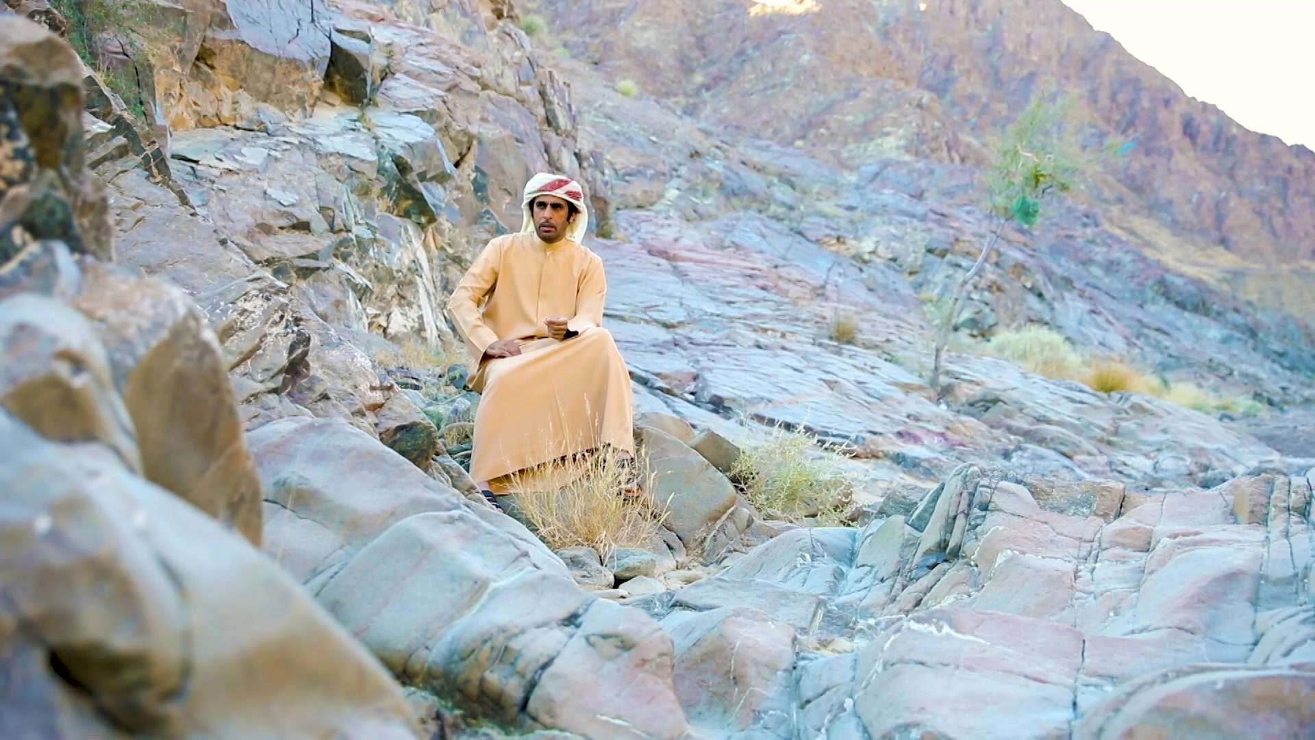 بزوغ النور