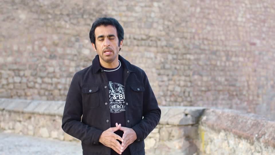 وإنك لعلى خلق عظيم