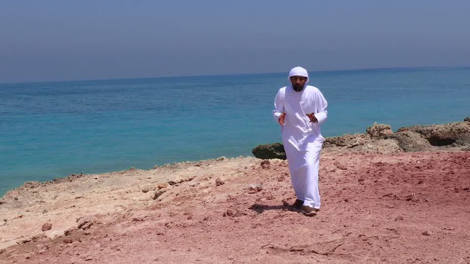 هل سمعتم عن أصحاب الرجل الحمراء؟