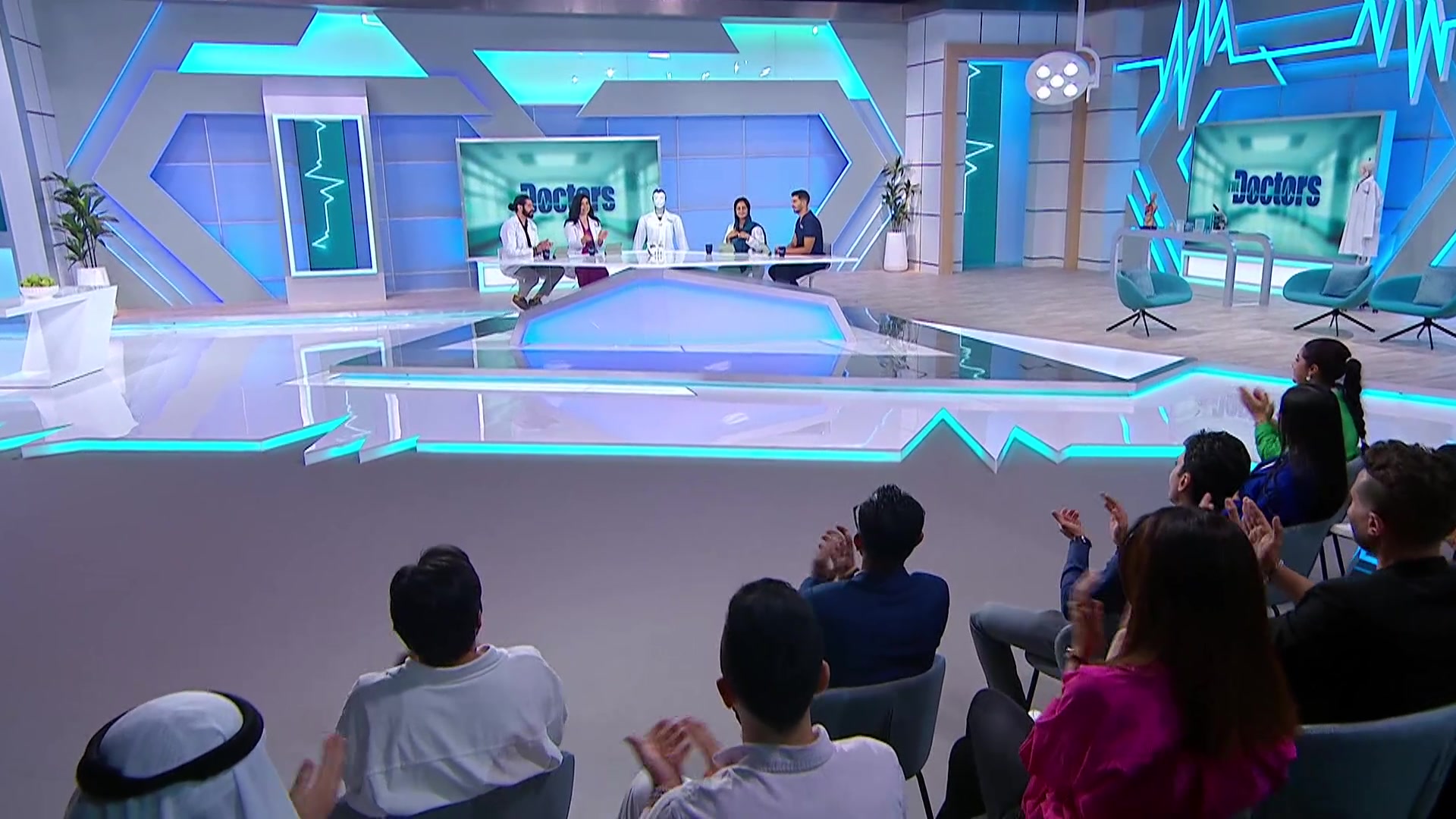 الواقع الافتراضي والذكاء الاصطناعي في الطب