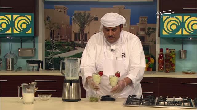 المطبخ الشعبي: عيش ولحم وعصير الأفوكادو